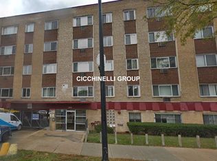 7733 S South Shore Dr APT 403, Chicago, IL 60649