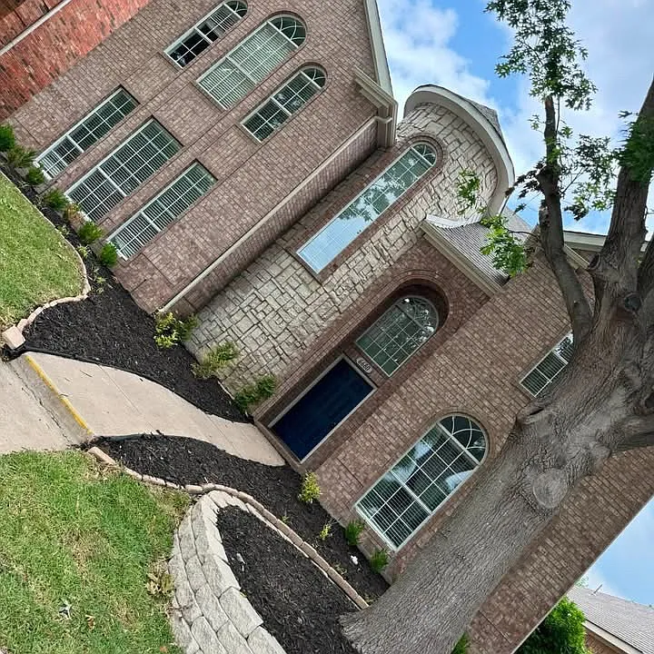 Richmond Dr
