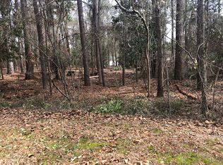 834 Woodgate Rd, Camden, SC 29020