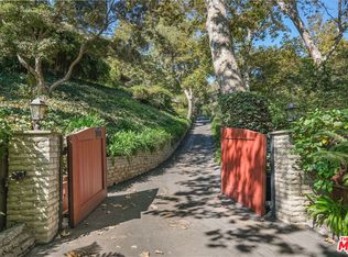 1781 Old Ranch Rd, Los Angeles, CA 90049