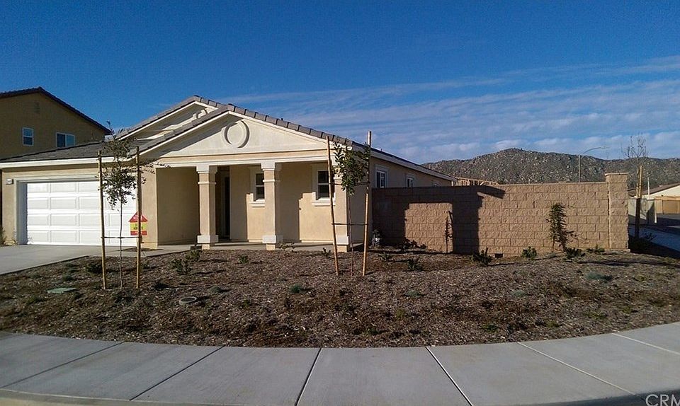 1st image of 33200 Cattle Dr