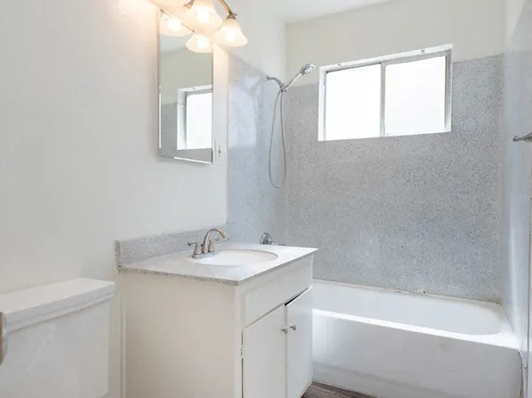 3500 Cedar Avenue, 3500 Cedar Ave APT 108, Long Beach, CA 90807