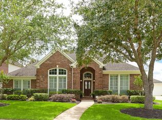5106 Avondale Dr, Sugar Land, TX 77479