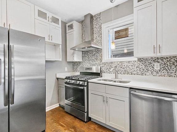 5th image of 1925 N Saint Louis Ave #1
