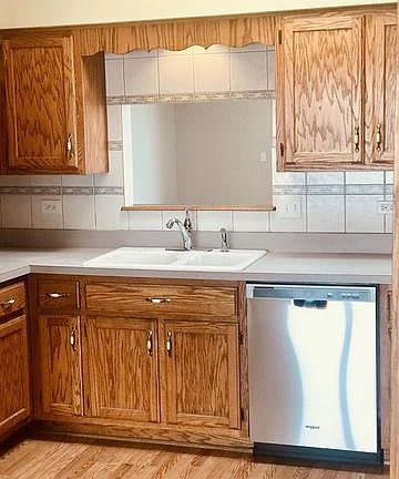 2nd image of 875 Winter Park Dr
