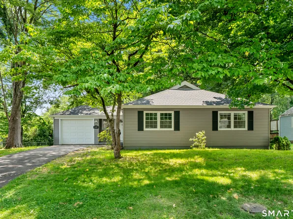 137 Brewster Road, West Hartford, CT 06117