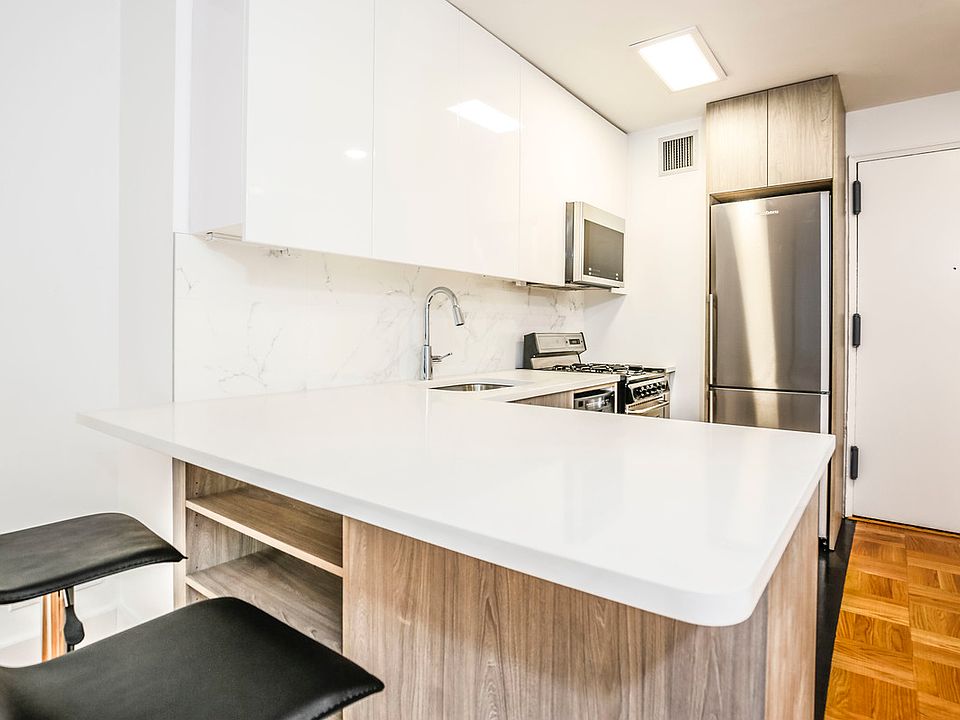 1st image of 315 W 57th St APT 11e