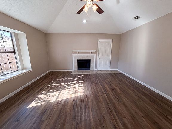 4th image of 1503 Curtis Ln