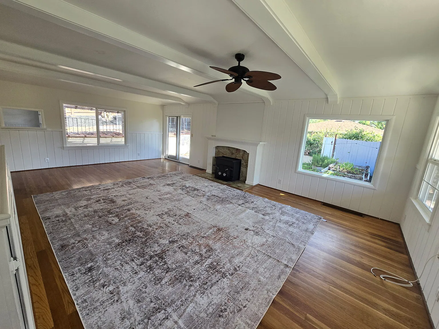3 bed, 1650 sqft, $3,800 — Photo 2