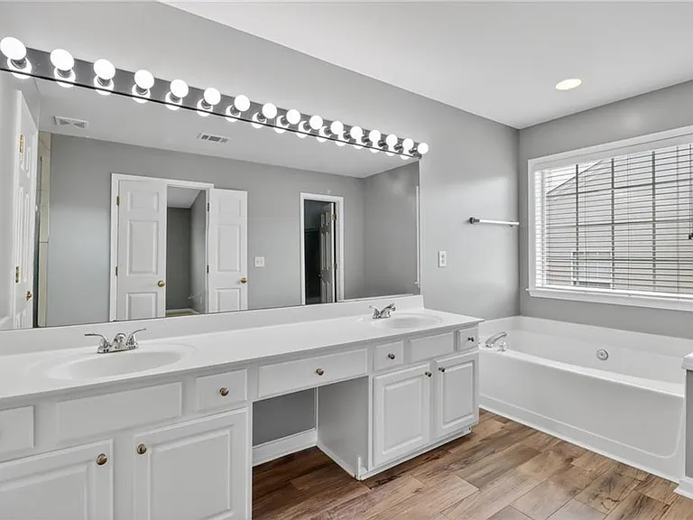 615 Melilot Ln — Photo 20