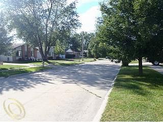 3rd image of 13416 McGuire St
