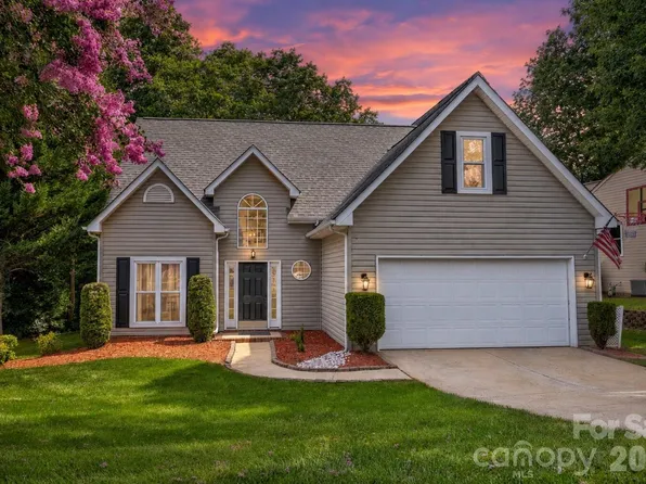 3688 Lake Spring Ave NW, Concord, NC 28027