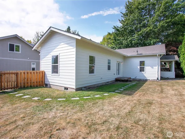 2140 Harris Avenue, Bellingham, WA 98225