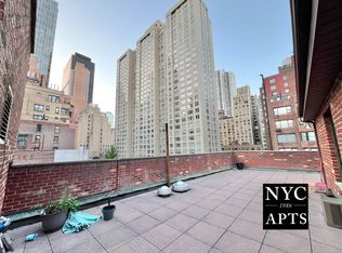 334 E 55th St APT 17, New York, NY 10022
