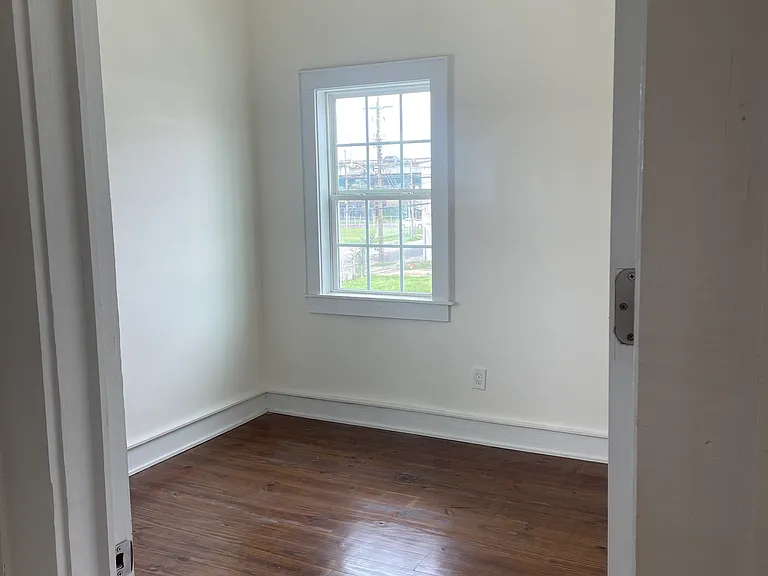 329 N Derbigny St #329 — Photo 9