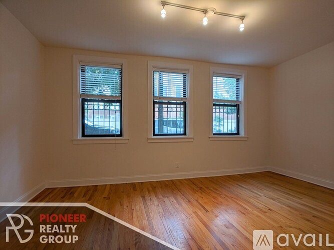 1st image of 4040 N Ashland Blvd