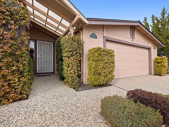 3rd image of 19560 River Birch Ct Space 2