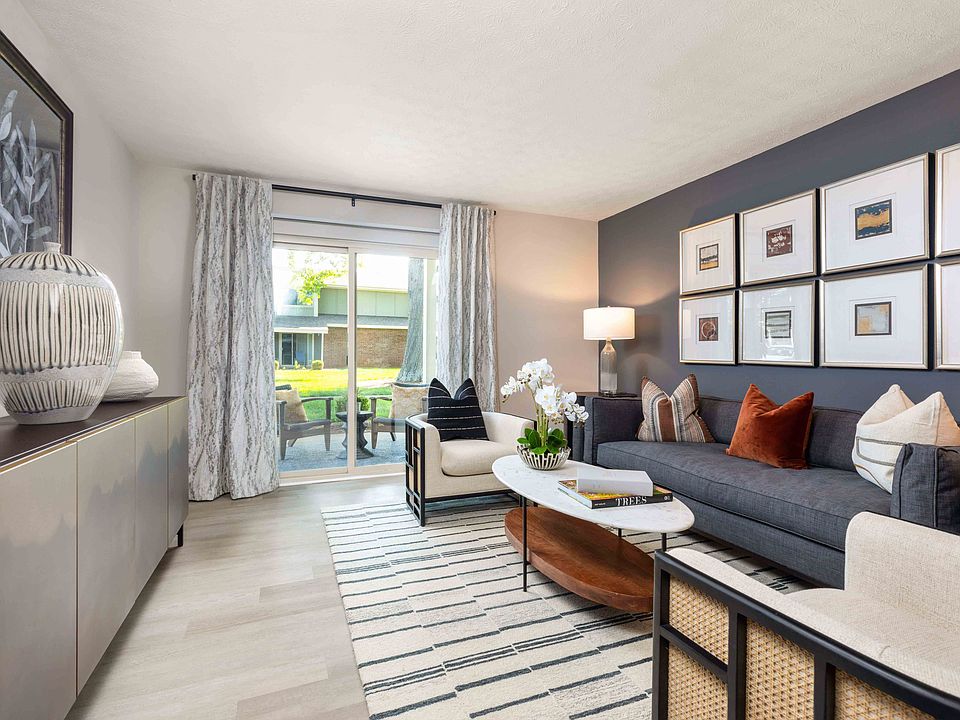 Spacious Living Room