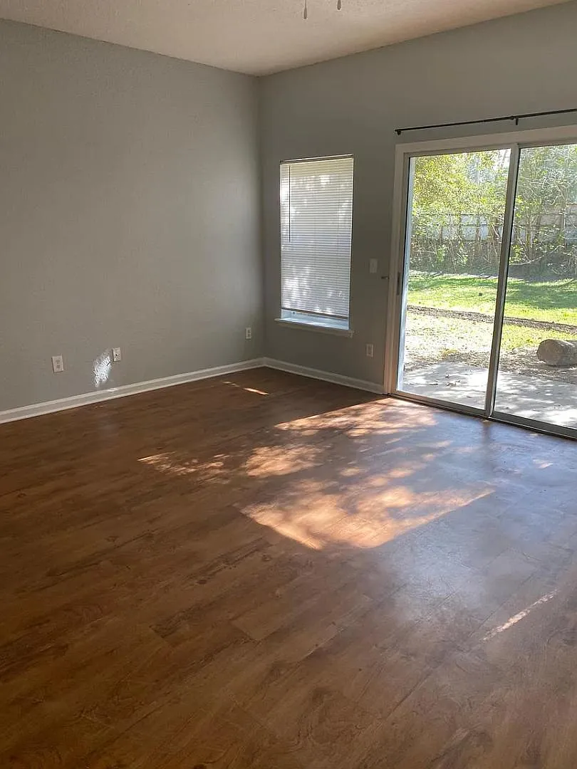 6332 Kimberly Ln - 6332 Kimberly Ln — Photo 2