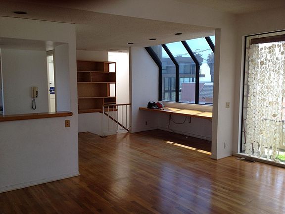 4th image of 11 29th Ave Unit 2