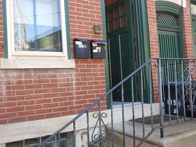 117 Green Ln #C — Photo 9