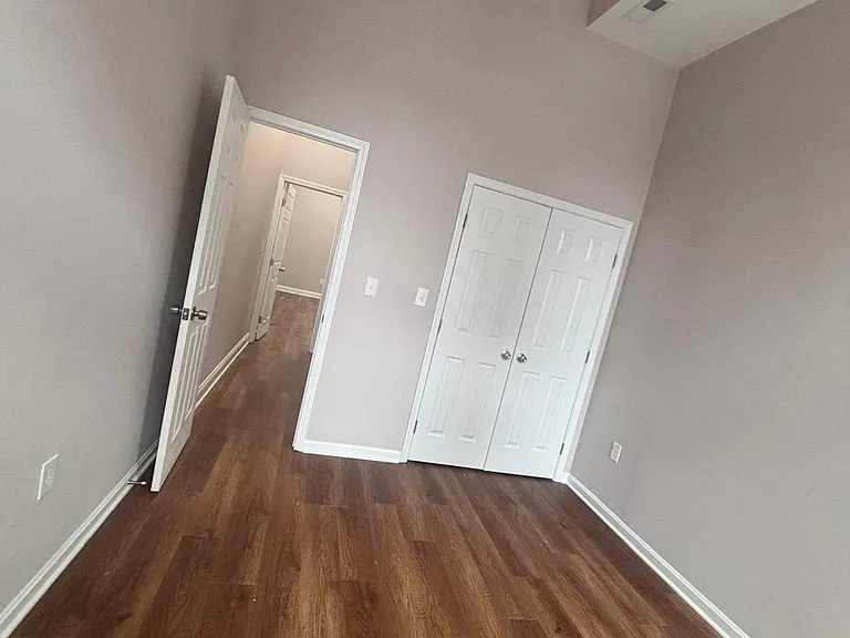 1919 McCulloh St #B — Photo 8