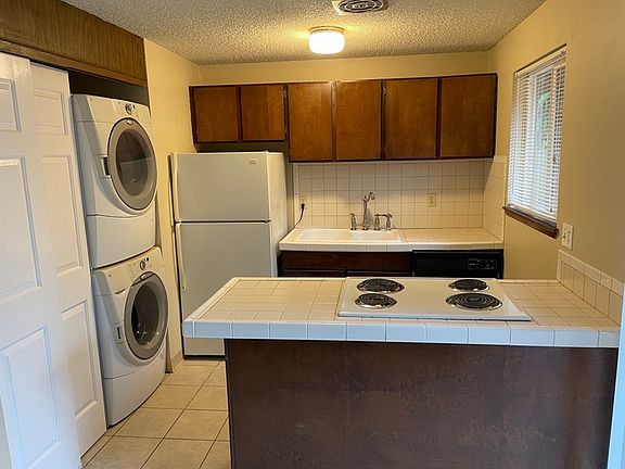 2nd image of 1322 X St APT 4