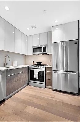 Rented by REAL New York | media 14