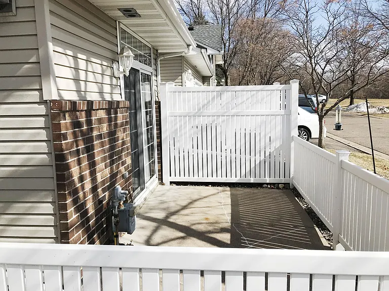 2848 Mallard Dr — Photo 8