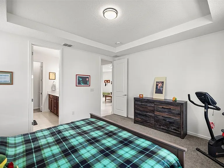 9412 SW 53rd Pl — Photo 13