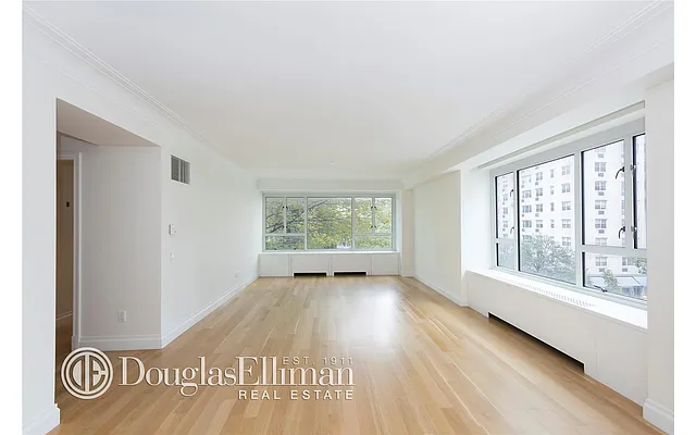Rented by Douglas Elliman | media 15