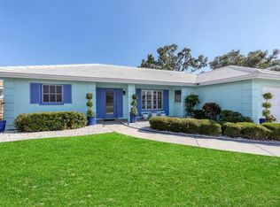 2404 Cardwell Way, Sarasota, FL 34231