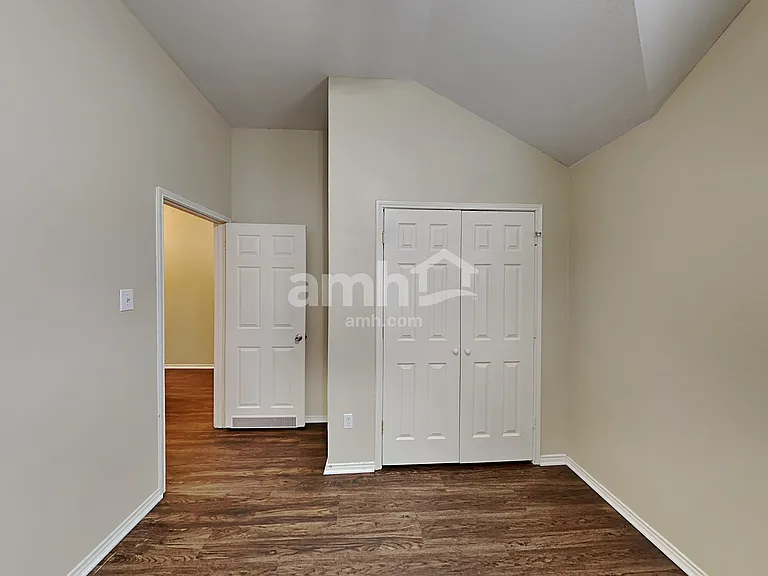 528 Paddle Dr — Photo 12