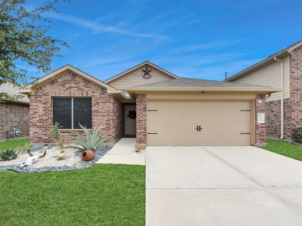 15435 Sicomoro Viejo St