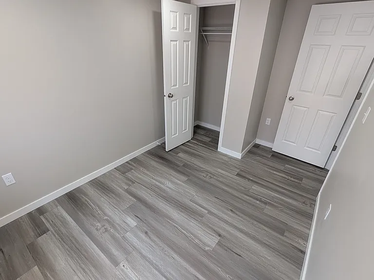 2220 W 13th St N #2 — Photo 3