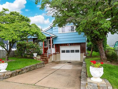6 Pequot Avenue, Port Washington, NY, 11050