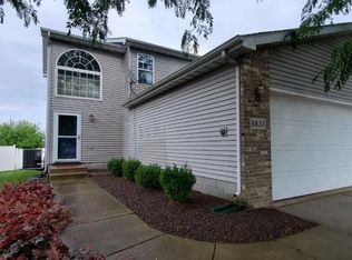 6833 Swan Ln, Schererville, IN 46375
