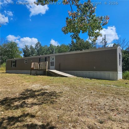 473 Island Run, Spencer, WV 25276