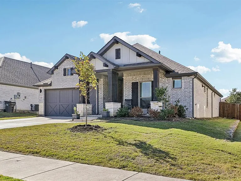 312 Scenic Point Dr — Photo 33