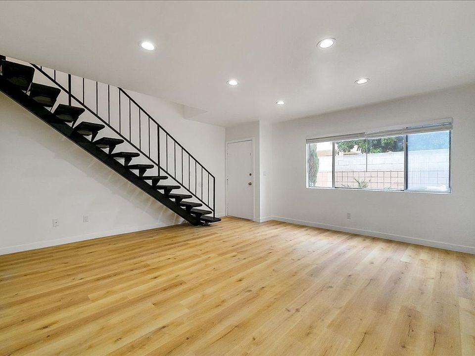 1st image of 1256 W Gardena Blvd Unit 2