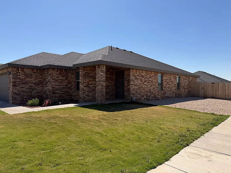 1300 Bajada St — Photo 20