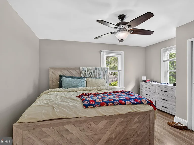 475 Old Elm St — Photo 13