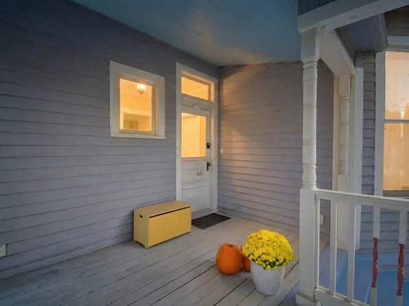 420 Edith Blvd SE, Albuquerque, NM 87102