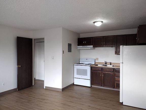 3rd image of 2431 Pattison Ave APT 203