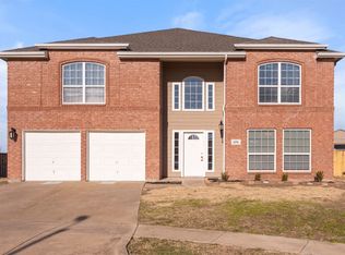 6701 Meadowcrest Dr, Arlington, TX 76002