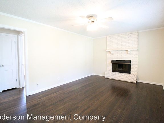 2nd image of 5333 Briar St