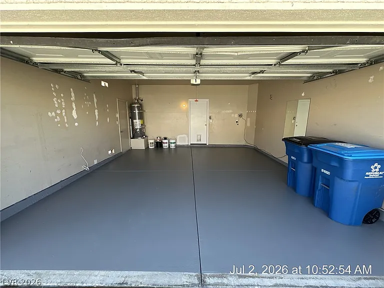 122 McLaren St — Photo 41