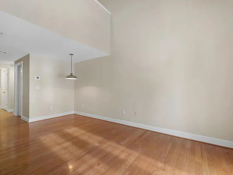 Perley Canal Mill Apartments — Photo 40