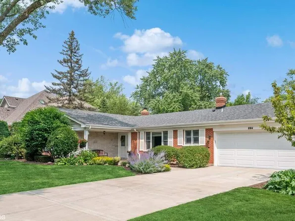 3104 Plum Island Dr, Northbrook, IL 60062