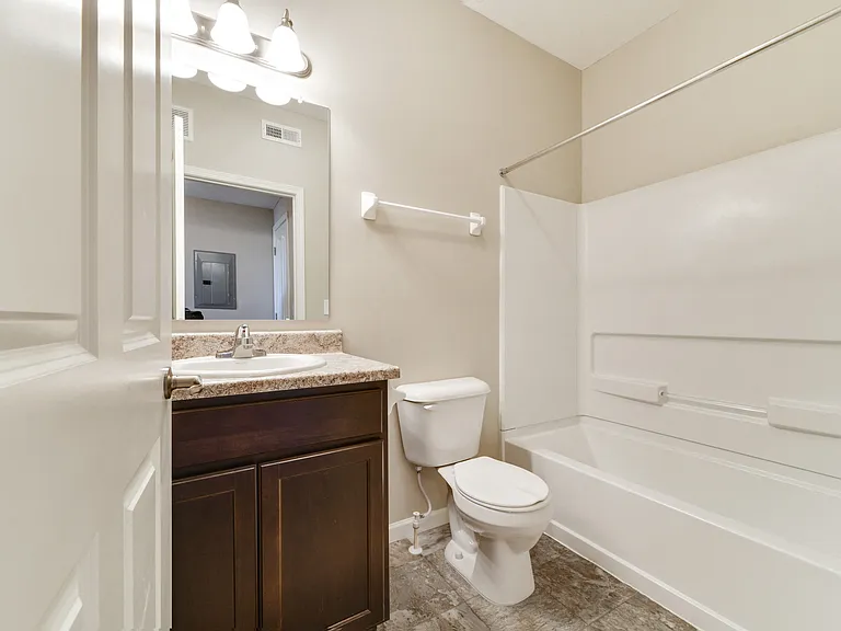Austin Place Apartments — Photo 13